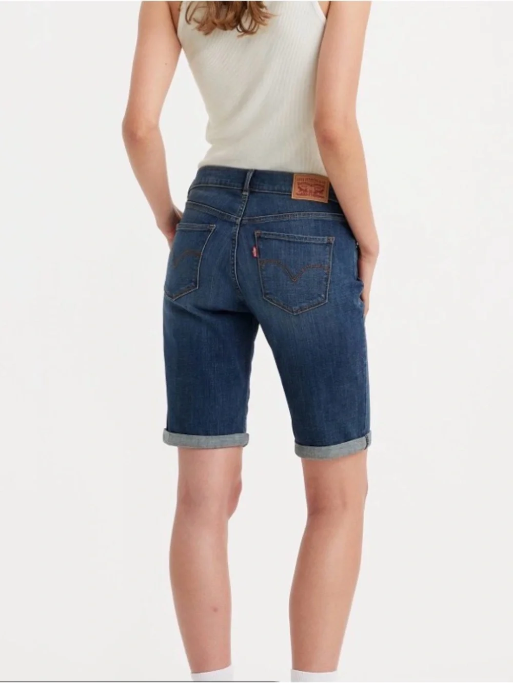 Levi Strauss & Co. Red Tag Women's Denim Bermuda Shorts, SZ 6 (28), NWOT